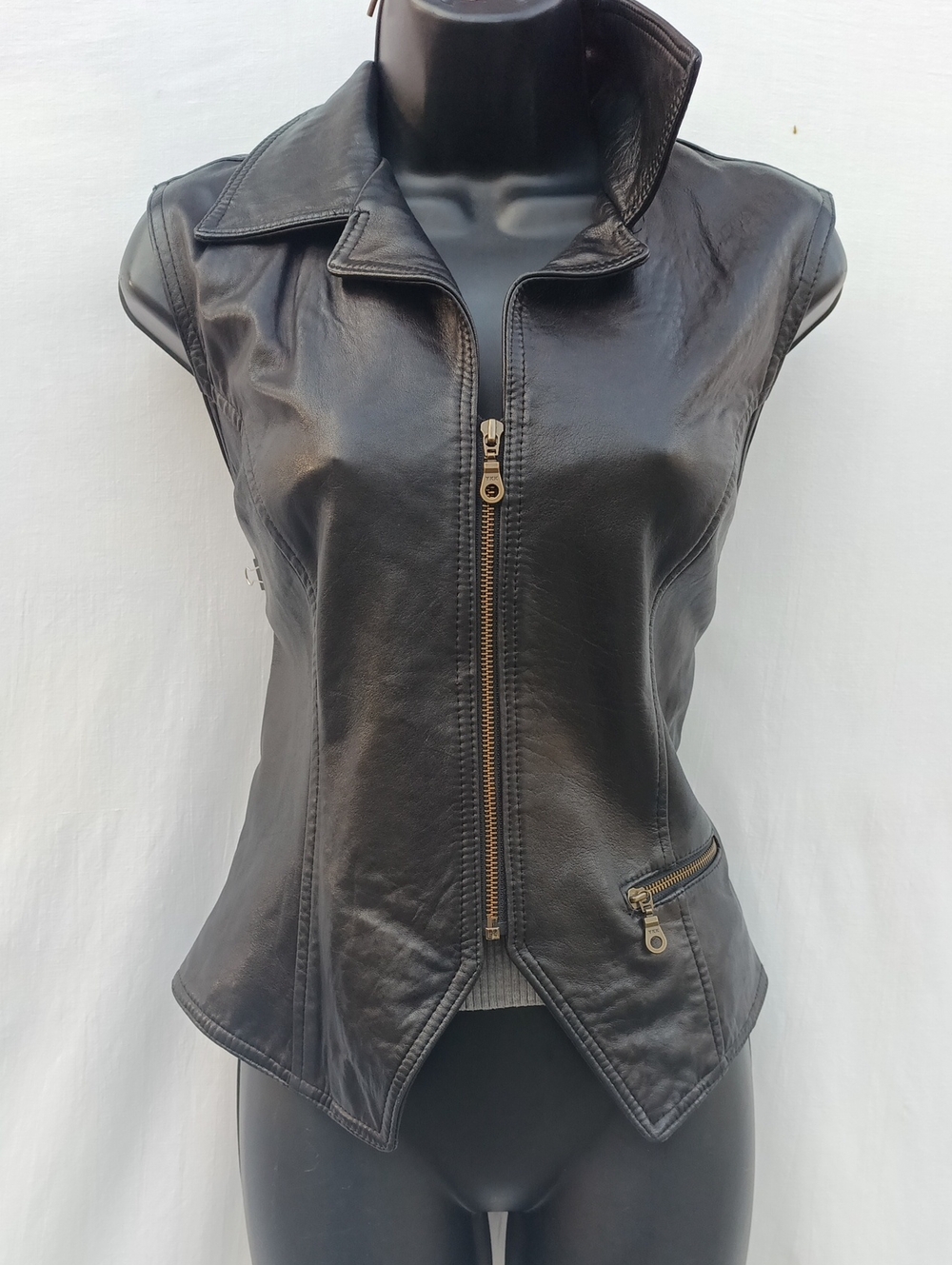 Vintage George Kiss Women's Black Leather Zip-Front Vest W Zipper Front Pocket